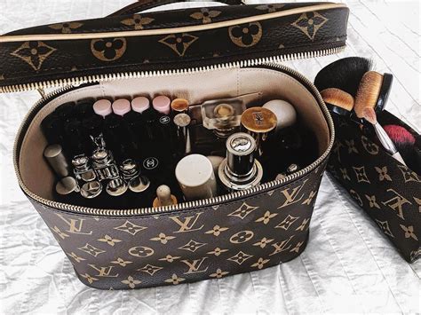 louis vuitton makeup bag pink|louis vuitton makeup lipstick.